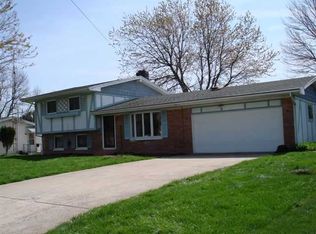 23778 W Meadow Dr, Genoa, OH 43430