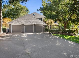 25857 SE 22nd Place, Sammamish, WA 98075