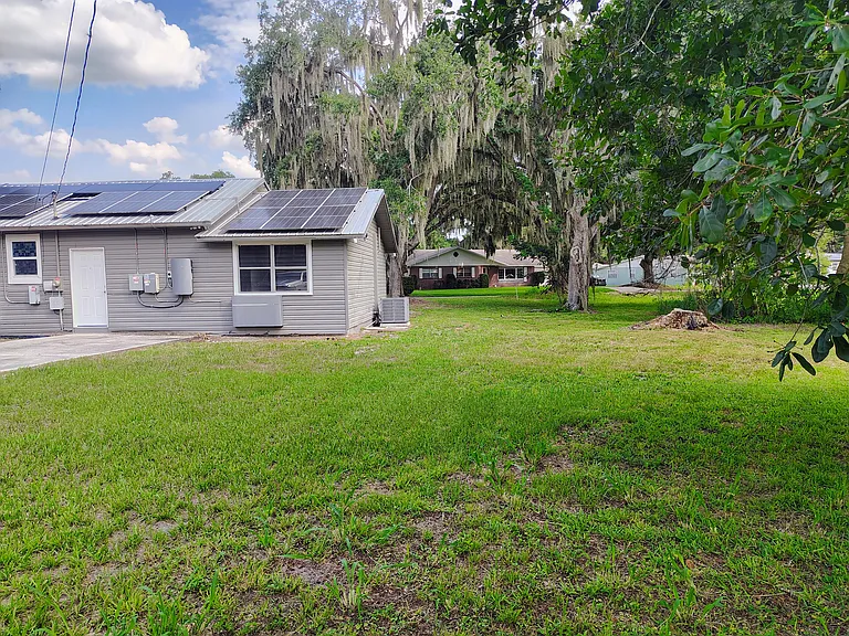318 Chesney Blvd — Photo 5