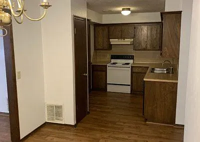 201 Barrett Pl — Photo 5