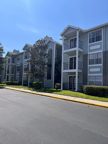 2550 N Alafaya Trl Photo 1