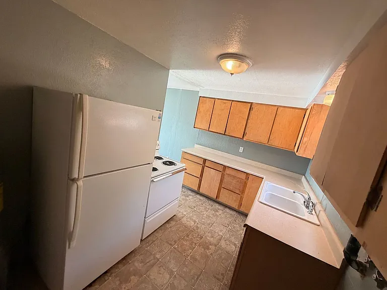 5883 Onyx Ave — Photo 5