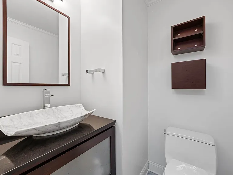 321 Duke St #130 — Photo 24