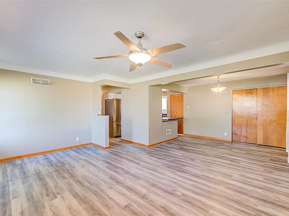 5th image of 2620 Terri Lee Ct