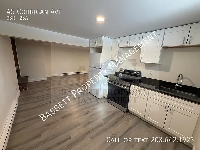 45 Corrigan Ave — Photo 31