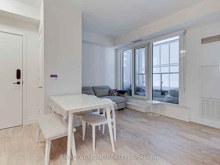 70 Princess St #312B — Photo 12