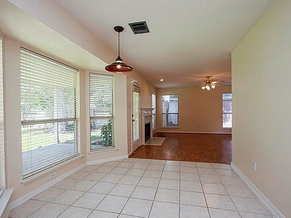 5th image of 20807 Great Laurel Ct