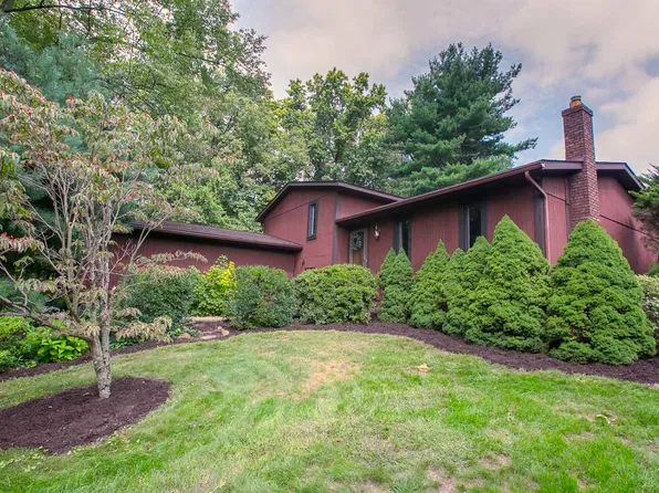 12539 Hollow Ridge Dr, Doylestown, OH 44230