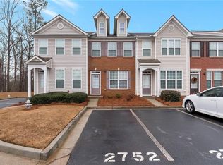 2752 Heathrow Dr, Lawrenceville, GA 30043