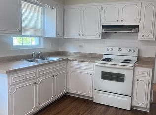 9460 Maple, Des Plaines, IL 60018