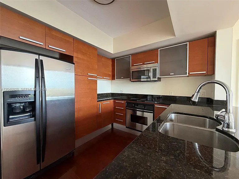 2030 S Douglas Rd #716 — Photo 6