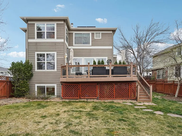3940 Montclair Ln — Photo 3