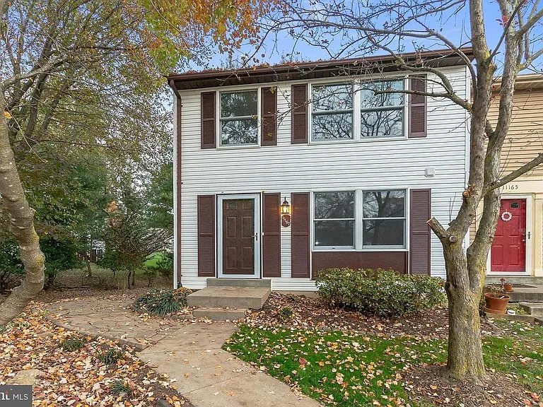 11167 Captains Walk Ct — Photo 10