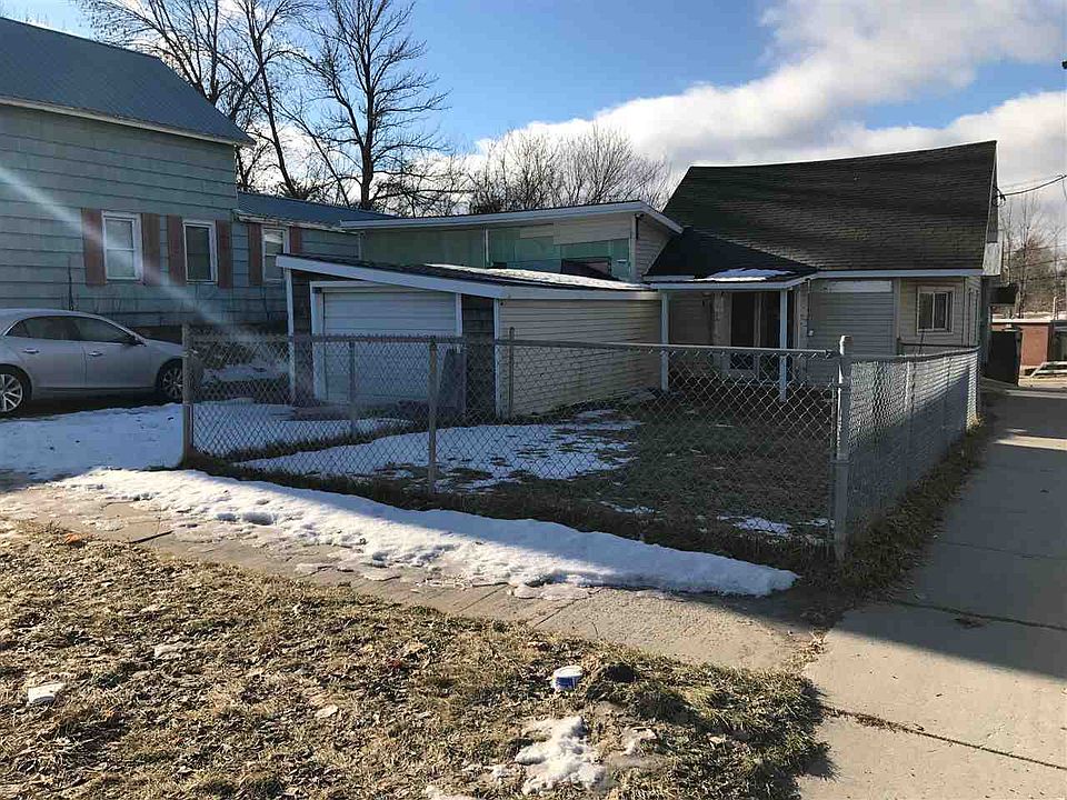 1st image of 801 Mechanic St