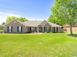 110 Shallowhill Rd, Huntsville, AL 35811