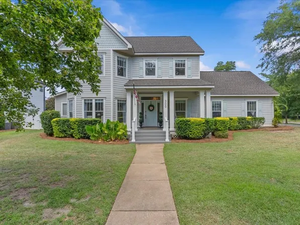 300 Forsythia Ln, Dothan, AL 36305