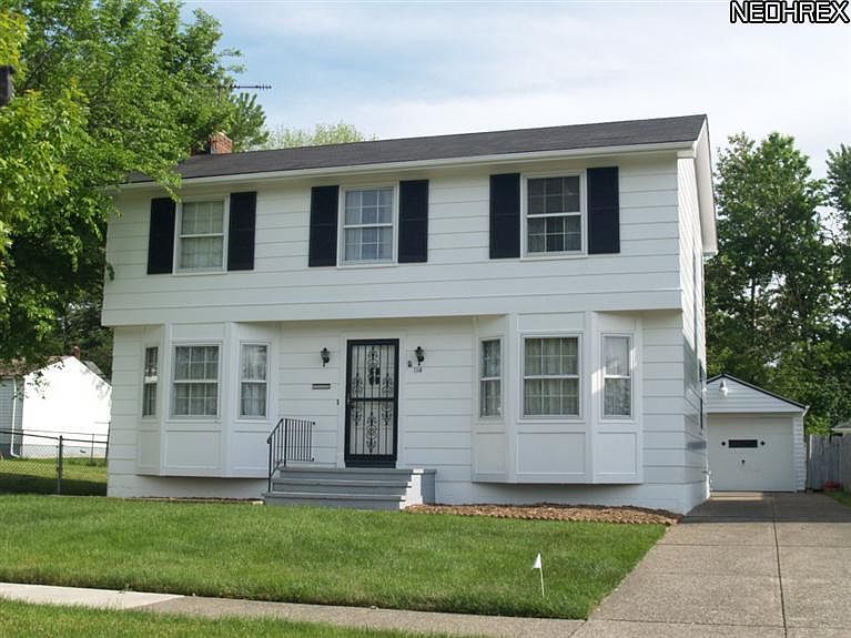 1st image of 114 William St