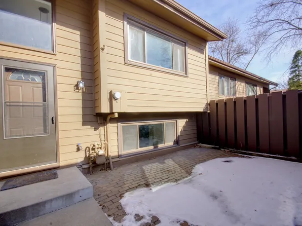 311 W Eagle Lake Dr, Maple Grove, MN 55369
