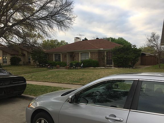 3rd image of 1141 Southwestern Dr