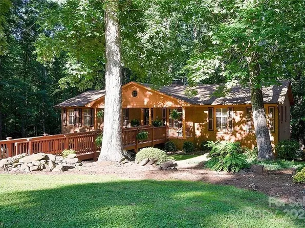 12 Echoview Cir, Lexington, NC 27292