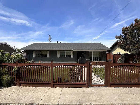 3885 Maui Dr, San Jose, CA 95111