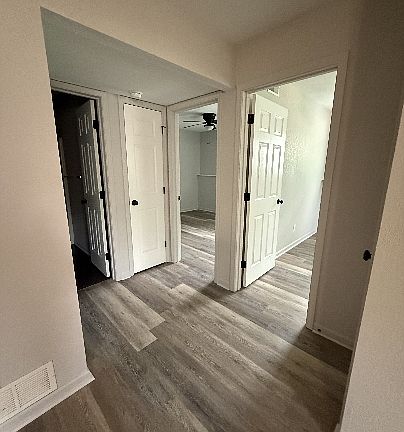 4th image of 415 Grover St APT 1