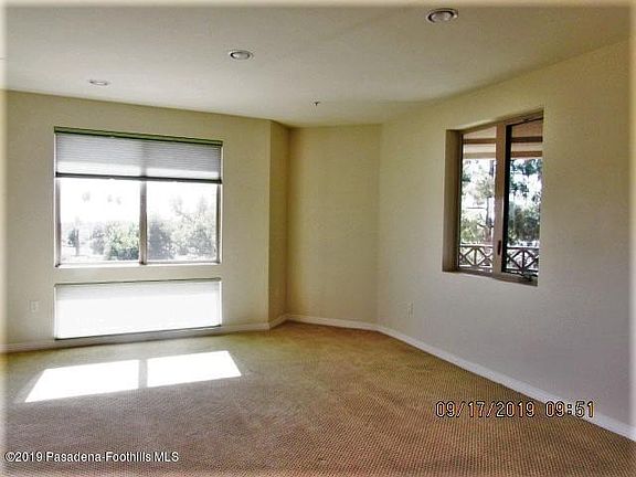 3rd image of 931 E Walnut St Unit 408