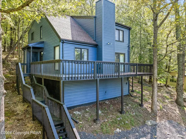 214 Regent St, Bushkill, PA 18324