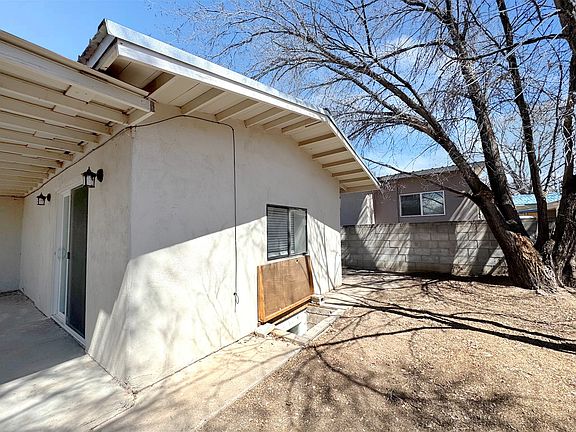 5th image of 531 Barela Ln