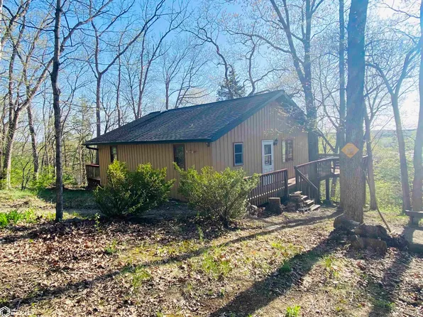 23544 Hawk Dr, Bonaparte, IA 52620