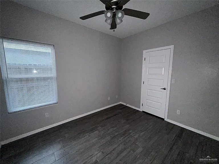 1905 Stauffer St #1 — Photo 9