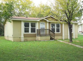 308 Ellis Pl, Elgin, TX 78621