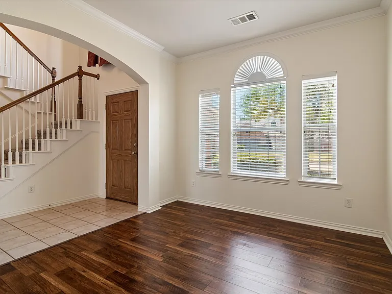 3501 Jackson Dr — Photo 5