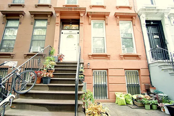 Rented by Lofts and Flats LLC | media 5