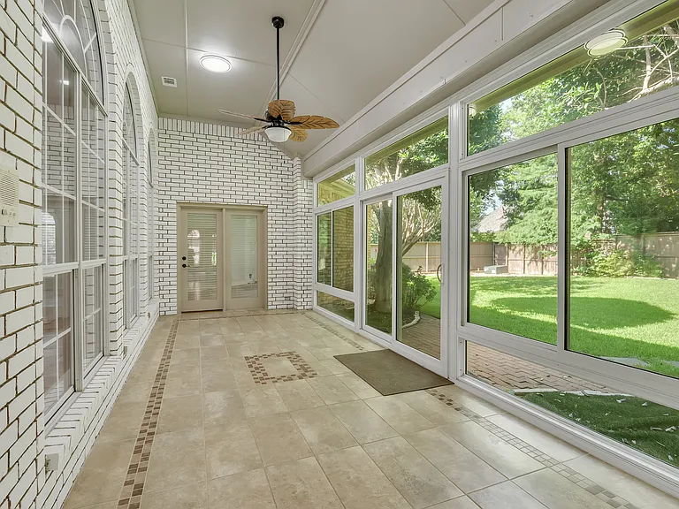 360 Highland Oaks Cir — Photo 35