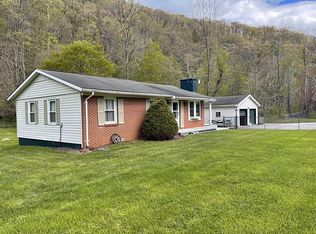30674 Seneca Trl, Valley Head, WV 26294
