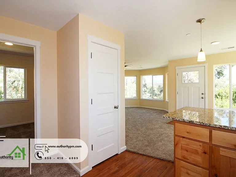 9657 Swasey Dr — Photo 9