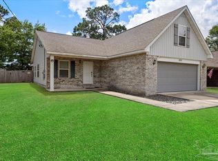 621 Halcyon Cir, Pensacola, FL 32506