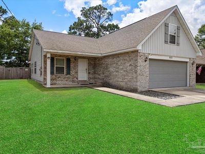 621 Halcyon Cir, Pensacola, FL, 32506