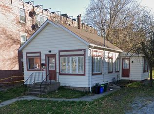 4738 Huron St, Niagara Falls, ON L2E 2H9