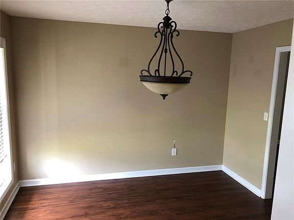 5th image of 32 Lee Road 2112