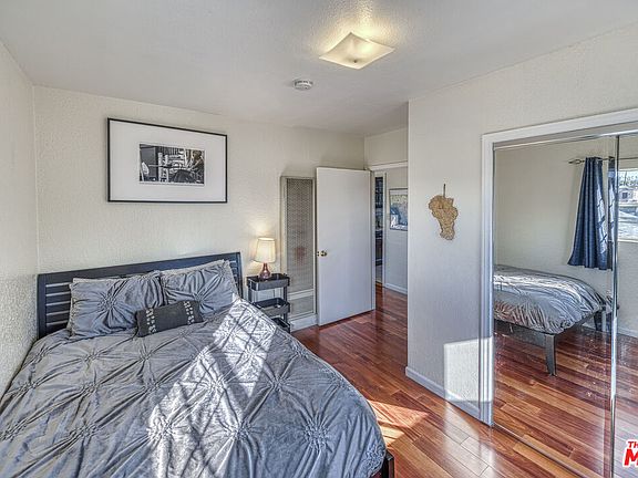 4th image of 5306 7th Ave #1/2