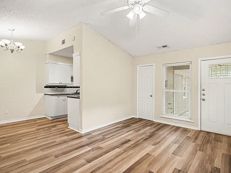 1811 Lipscomb St — Photo 5