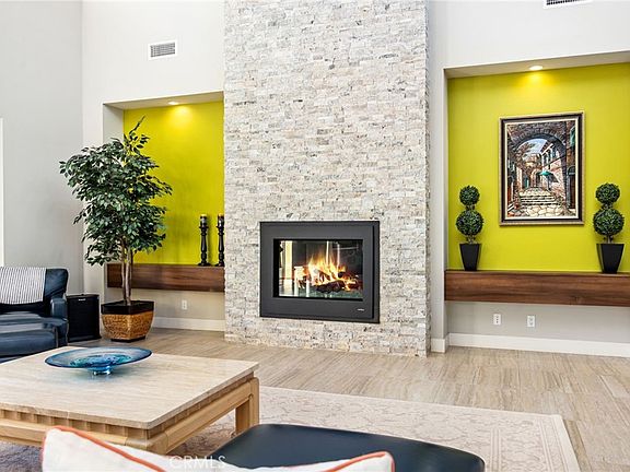 4th image of 15 Via Montagna