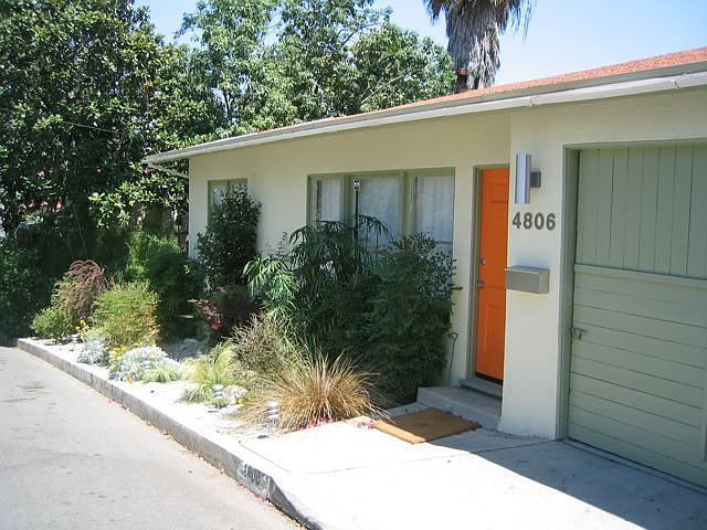 Front view of home