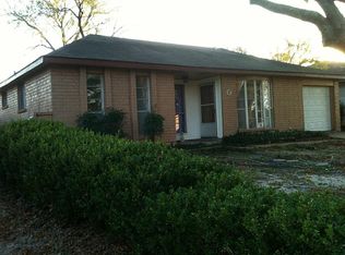 11027 Corona Ln, Houston, TX 77072