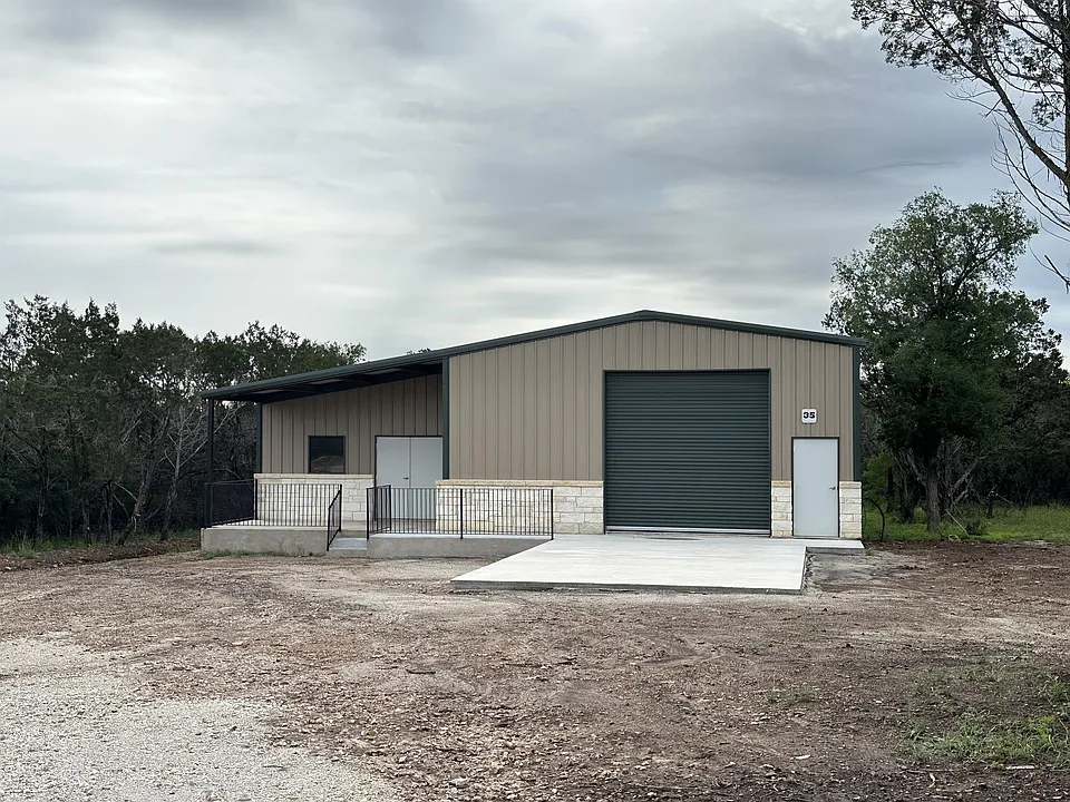 218 Spellmann Trl
