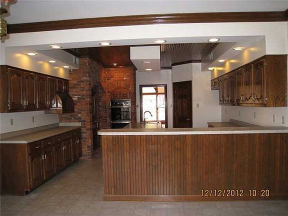 5th image of 6905 McCain Dr