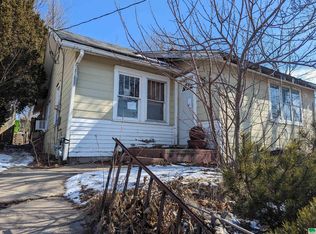 1509 High View Ter, Sioux City, IA 51103