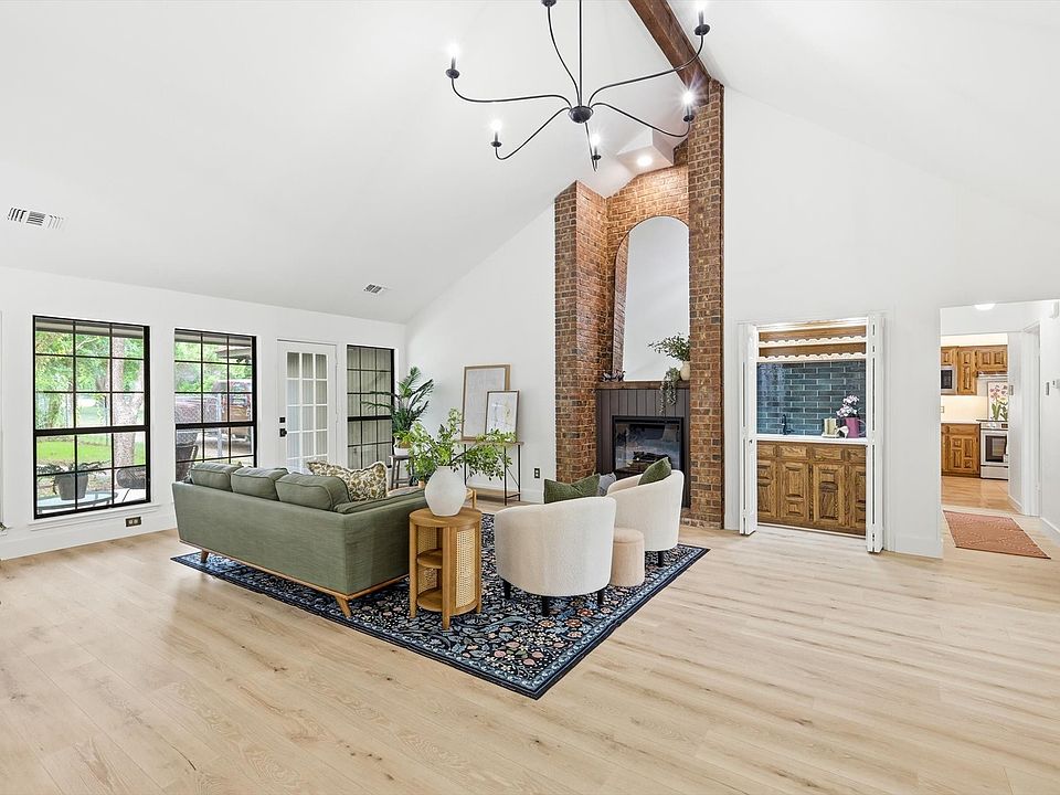 1st image of 435 Northwood Trl